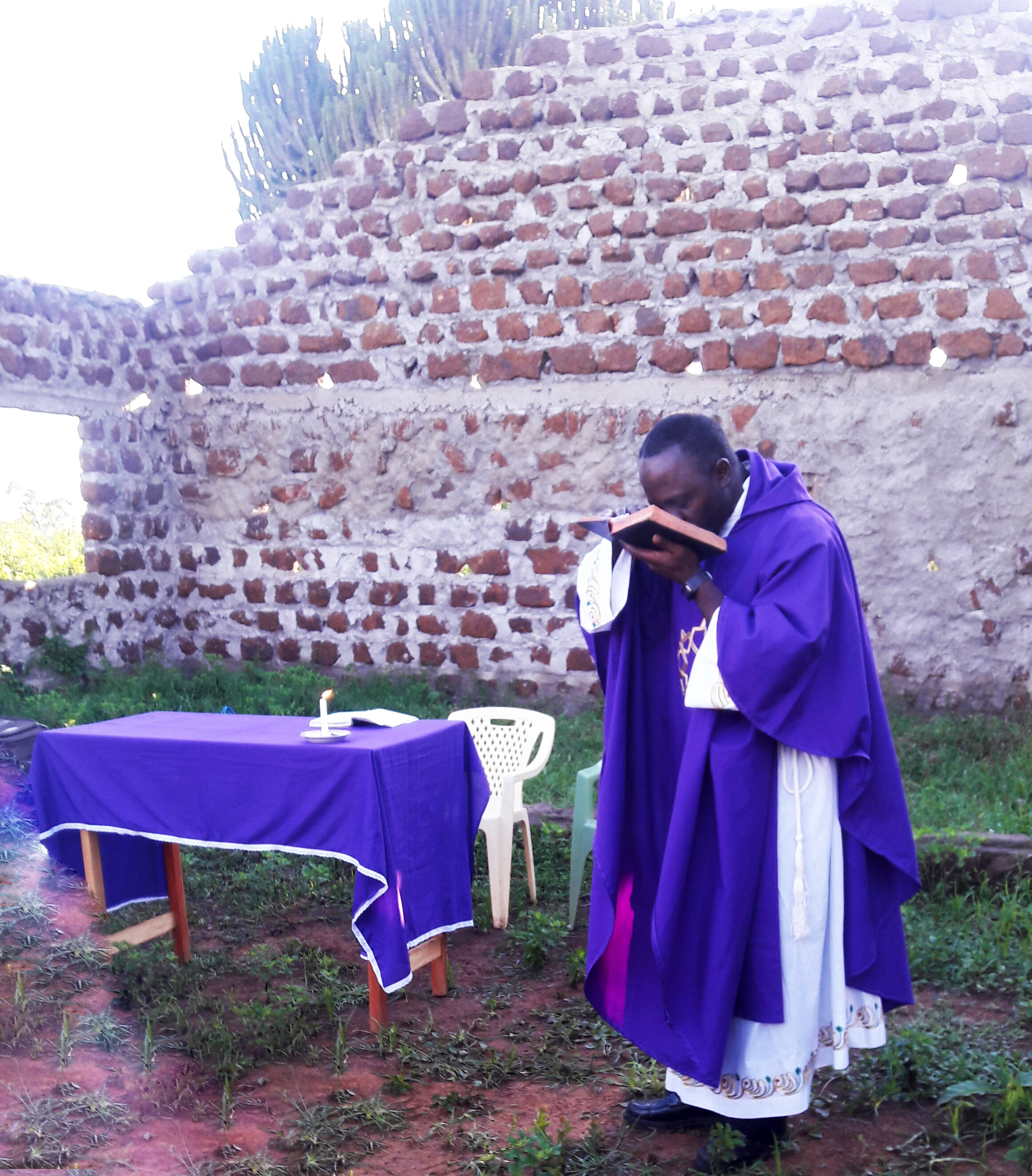 Mass in Kenyan Village  Crop Jan. 2016  A.jpg